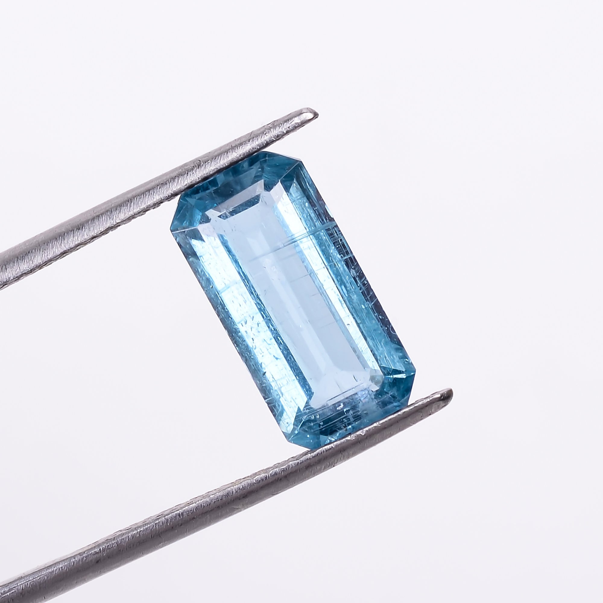 natural blue kyanite radiant shape cut stone loose gemstone